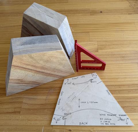 The wood bracket template and the first blanks: the bracket as a sawn block.